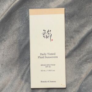 Daily Tinted Fluid Sunscreen - Cream